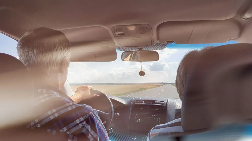 age to drive in europe car rental